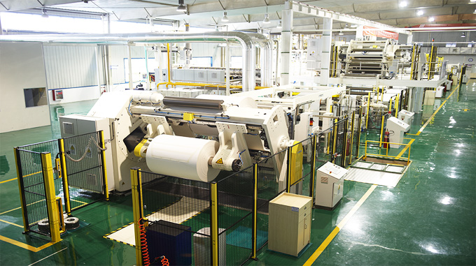 Ligne de production de matériaux d'emballage